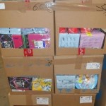 lot de 600 vaisselle jetable serviettes, gobelets, assiettes, etc