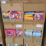 lot de 700 vaisselle jetable serviettes, couverts, gobelets, etc