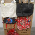 200 sacs, sacoches, portes monnaies