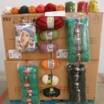 environ 450 pelotes de laine